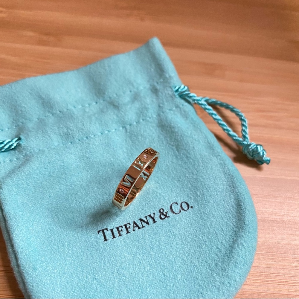 Tiffany & Co. Gold Roman Numeral Ring - Picture 2 of 5